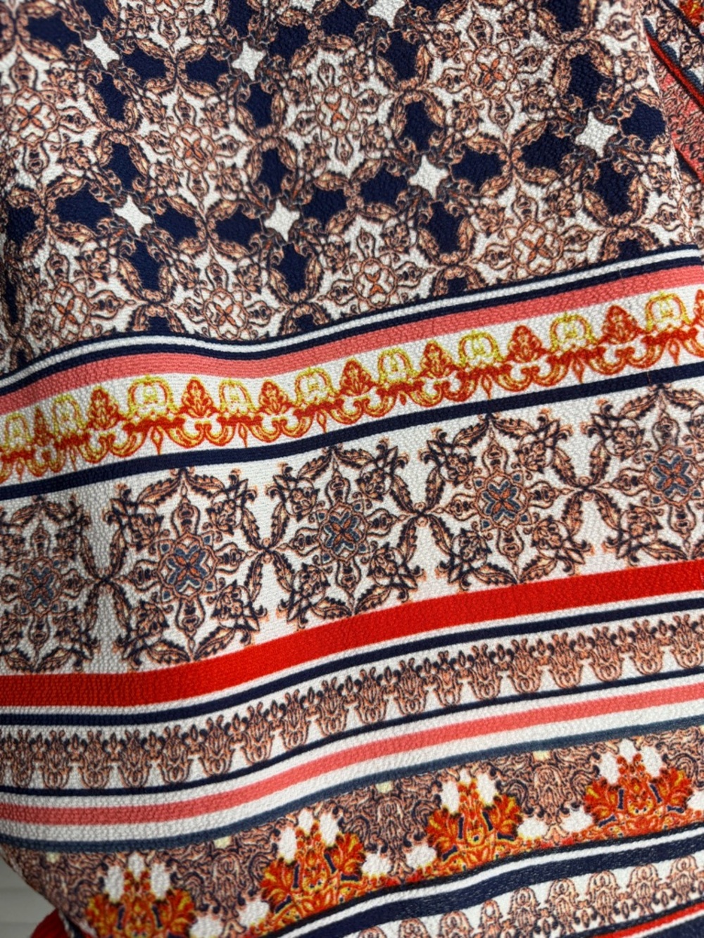 fig and flower Anthropology Boho V-Neck Tunic - Red, Navy, Cream Size Large - Picture 4 of 10